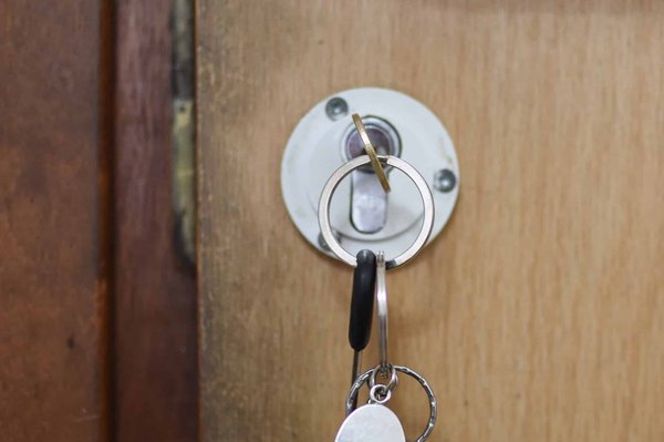 Qui reproduit un double clé?