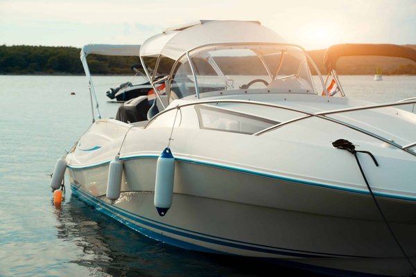 Éco-navigation de Luxe : Yachts Écoresponsables à Découvrir