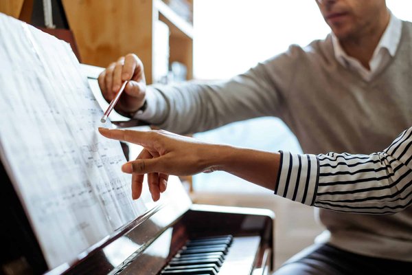 Prendre un cours de piano à domicile : Pour quelle raison ?